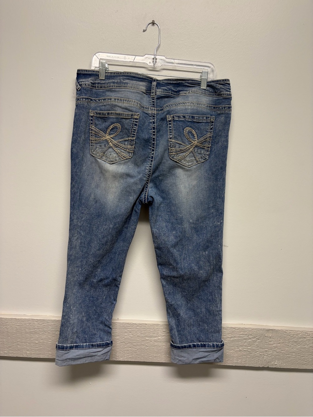 Wallflower Cropped Denim Pants - Picture 7 of 9